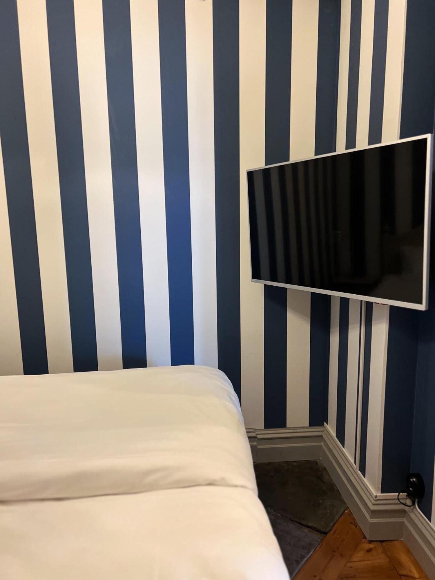 Park Hotel Linkoeping Fawlty Towers מראה חיצוני תמונה